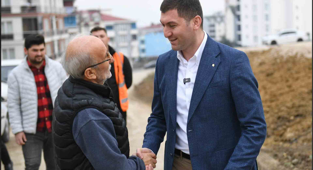 GEÇİCİ OTOPARKLAR VATANDAŞI MUTLU EDİYOR