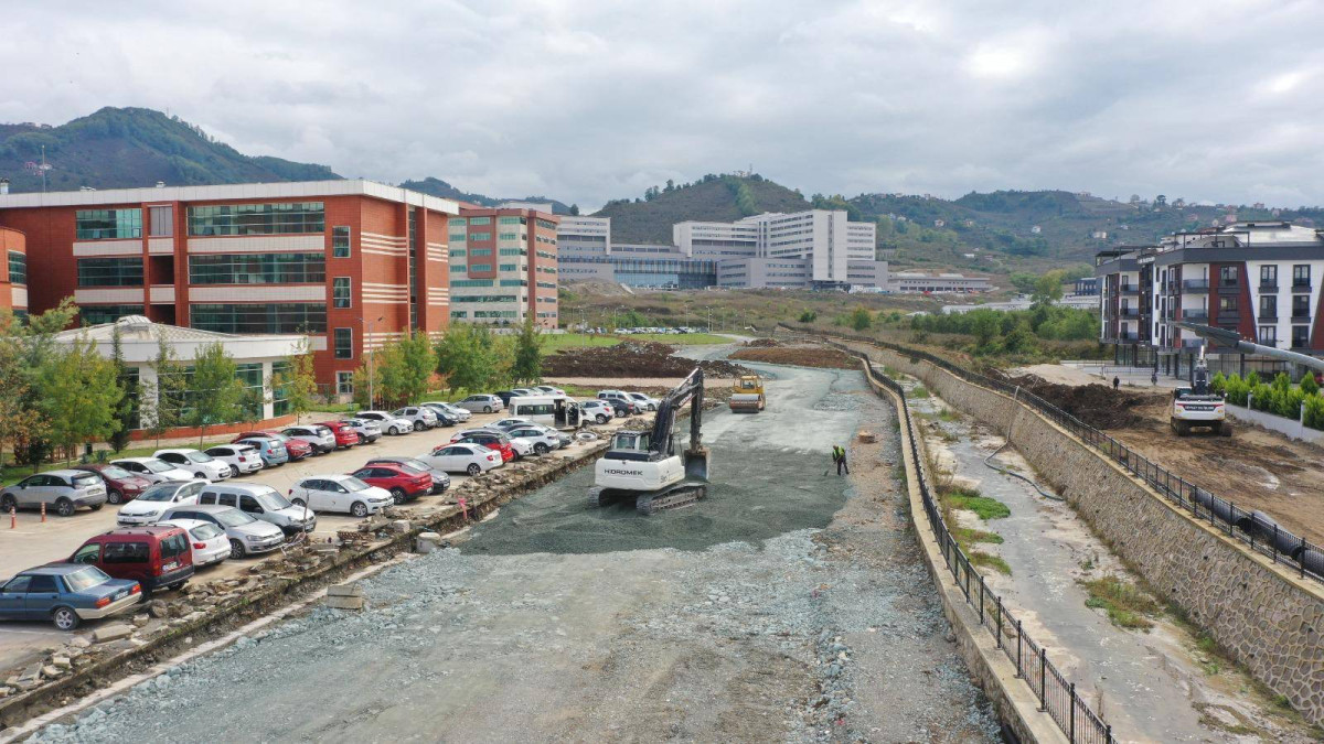 ORDU ŞEHİR HASTANESİNİN YOLU YAPILIYOR