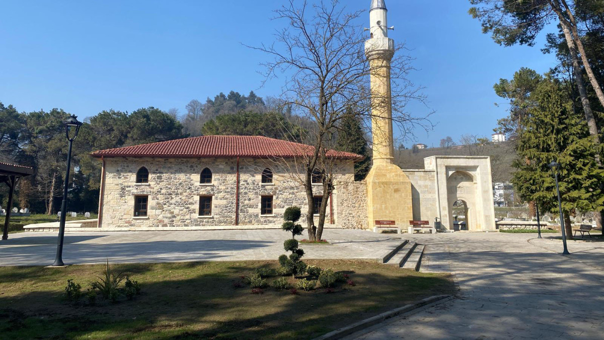 TARİHİ CAMİİ YARIN AÇILIYOR